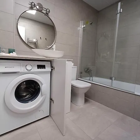 Casa Carivid En El Centro Y Con Parking Gratis Apartment